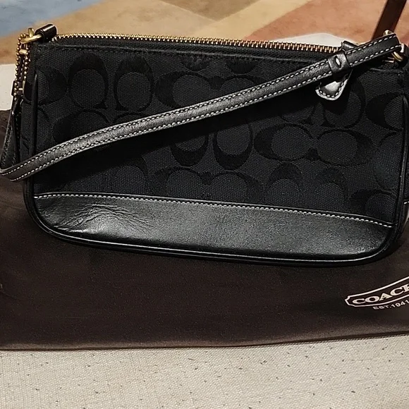 Coach black clutch - Picture 3 of 5